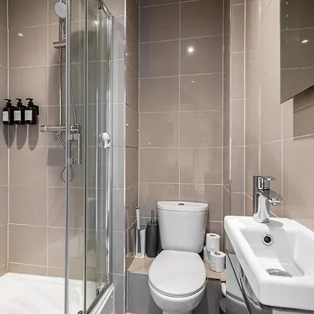 West Hampstead Hub Apartment London Exterior photo